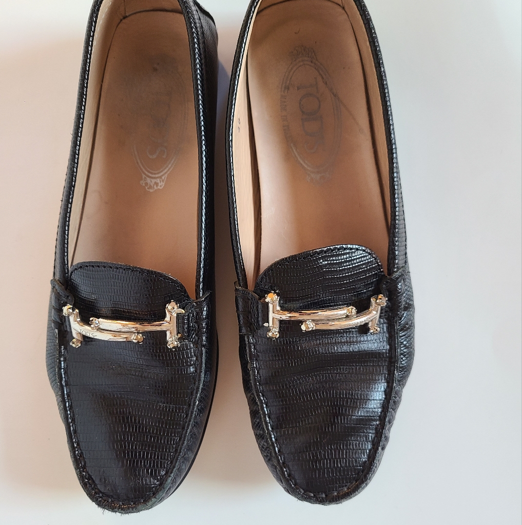 Tod's Gomino Leather Driver Loafers With T Bar Design Shoes